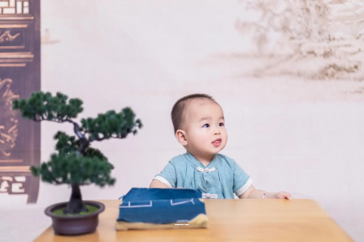 三门峡宝宝喊肚子疼怎么回事