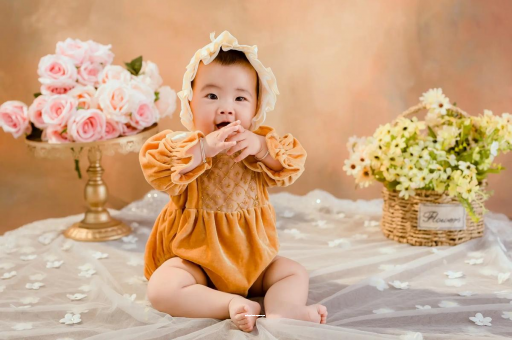 三门峡宝宝多大可以戴银手镯